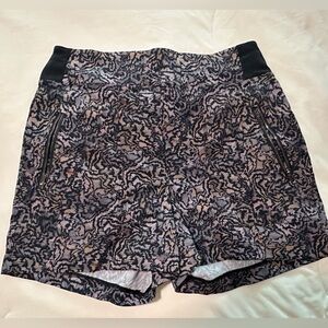 Athleta Trekkie North Patterned Shorts